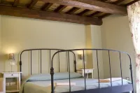 Relax Cottage Hotels in Armenzano