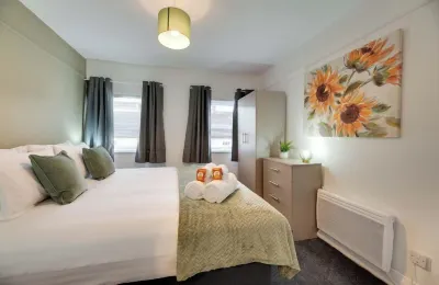 The Hideaway at Monk Street by Week2Week Hotels in 