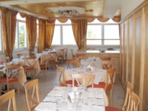 斯特拉阿爾皮康體和度假酒店 羅恩佐酒店