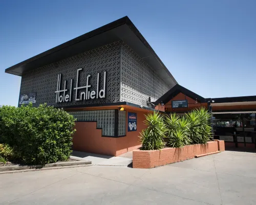 Enfield Hotel Hotels in Clearview