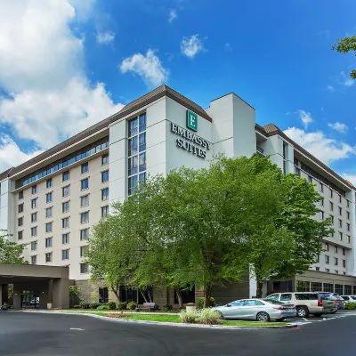 Embassy Suites by Hilton Nashville Airport Các khách sạn gần Sân bay quốc tế Nashville
