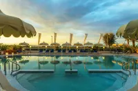 Hotel Panoramic - Pools