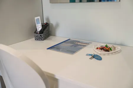 Napolitano Rooms (Central Station) Отели рядом с достопримечательностью «Fontana Del Nettuno»