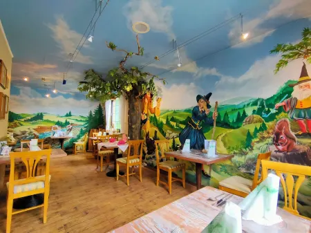 Holzschuh Schwarzwaldhotel Отели в г. Шёнмюнцах