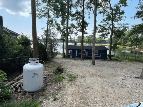 The Quack Shack Hotels in Newberry County