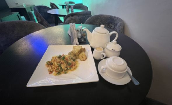 Thapunchline Apartments & Hotels