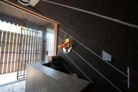 Vihara Inn Отели в г. Дхекал