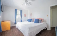 Cozy 3bdrm KING-SIZE bed, Great location, 1 mile from FSU stadium