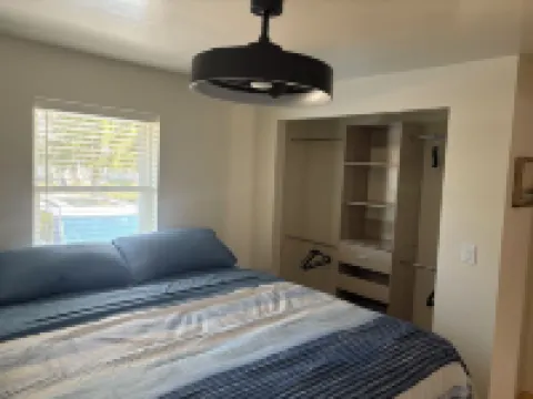 Charming 3-bedroom house with beautiful views of the Wolf River!