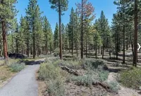 Large 1875 SF  2-bedroom + 2 LR with Sofa Beds townhome in Zephyr Cove with WiFi