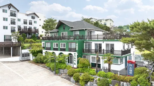 Gyeongju the Stay Spa Pension