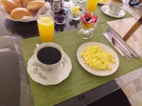 Chakana Family Home Lima Airport - sarapan