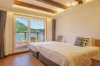 Hansan Marina Hotel & Resort