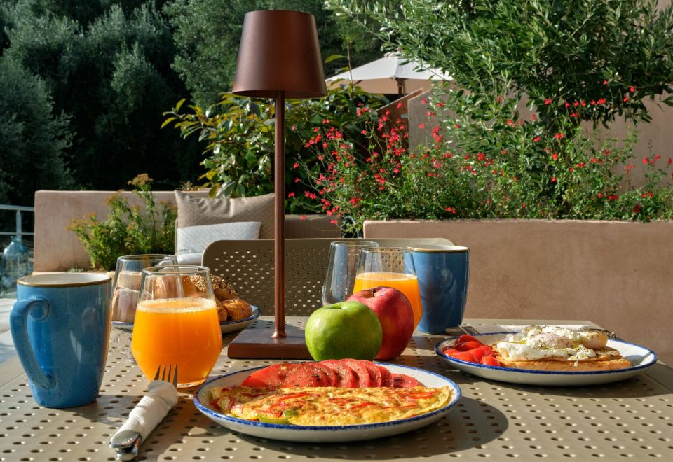 Hotel Isavoria Resort, Dining, Cuisine