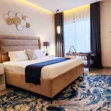 InstaHomes by Tru - Garden Suites Rooms