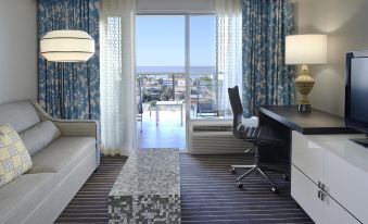 Hyatt Centric Delfina Santa Monica