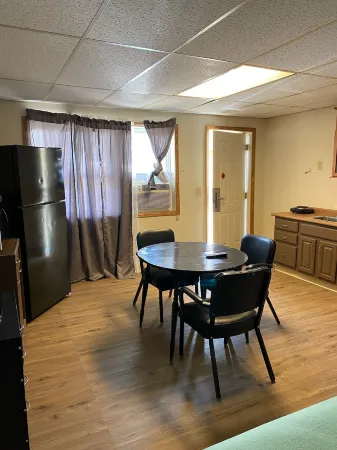 Homestead Inn Extended Stay - 3 Nights Min Отели в г. Рузвельт Каунти