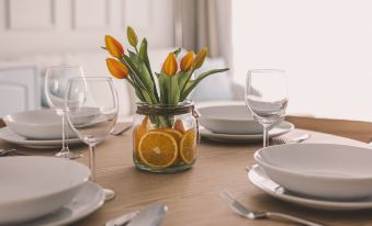 Aura - Spokojna Przysta w Nowym Porcie