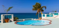 Villa Ada - Oceanfront - 6 guests - pet friendly - at Stella, Rincón