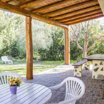 Splendid single house distant 300 meters from the sea with veranda and barbecue Hotel Exterior