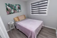 Home away from home 5 min away From away from dt cozy full townhome pet friendly Hotels in Northeast Calgary