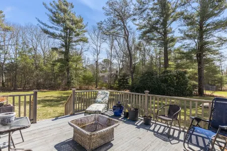 Charming Ranch on the Cape