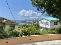 Sunset Hideaway-1 bedroom, 5 minutes from Cruz Bay