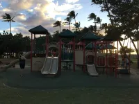 SALE -  Closest to the Beach - King Bed - Maui Banyan! -