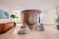 Private Oceanfront Villa / Fully Staffed / daily cleaning and concierge.