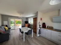 Comfortable vacation home ideally located between beach and town center