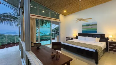 Luxury Villa, In House Spa & Gym, Hotel-size Pool, Event Tent, Chef Included Отели рядом с достопримечательностью «Manuel Antonio»