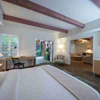 Wine & Roses Hotel Restaurant Spa Lodi Rooms