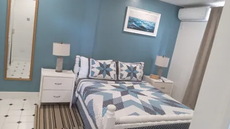 Luxury 1BR Villa I Swimming  pool/garden I Central location I Near Golf Course. Отели рядом с достопримечательностью «Редут Бич»