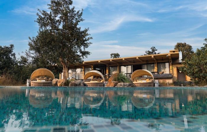 Outpost 12 - A Sinali Experience - Kanha