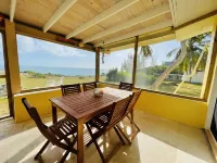 Pineapple Hideaway | Oleander Gardens
