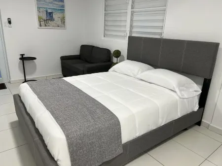 Unique brand new apartment inside Poblado Boqueron