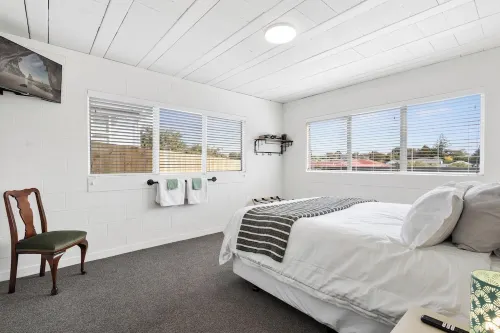 Bunker 2 "Urban meets Rustic" Hotels in Te Awamutu