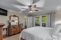 1 Level, 3 Master BRs,  4 BA,   Covered Porch!