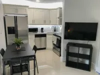 New Miami Townhouse On Lake For Families SU 3Bd, 1Bth, 5 Per