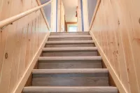 Cozy Riverfront Cottage Hotels in Osceola County