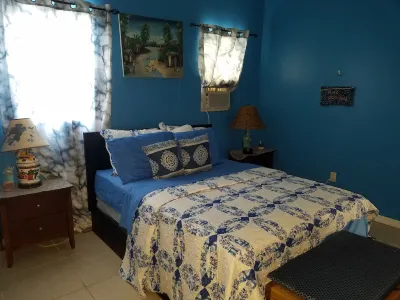Delancy's Cottage