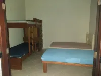 CORNER HOUSE 5 BEDROOMS Gated community with 24 hour security, swimming pool, own house Hotels near Cocanha Beach