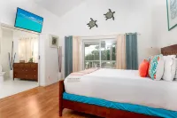 Silver Palms # 2 – Exclusive Long Bay Beachfront Retreat with Pool