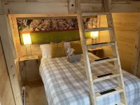 Quaint, Quiet Cottage with Cozy Bunkhouses