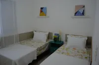 Cute Apartment, Foot in the Sand with Gourmet Balcony Beautiful View Hotels near Praia Vila de São Paulo