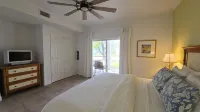 "Serenity" at the Infiniti Pool - Oceanview 2/2 at Resorts World Bimini Bay