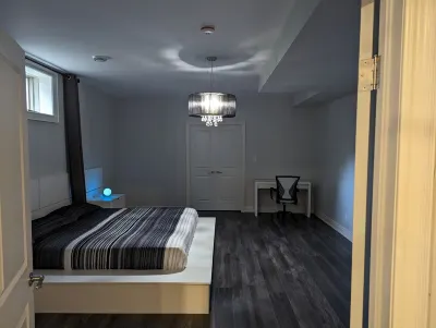 Room Rental in Large Grimsby Home by the Lake Hotels near Bruce Trail