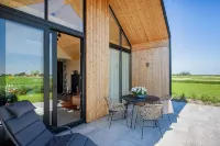 Luxurious vacation home in the middle of nature. Lots of comfort in a beautiful location.