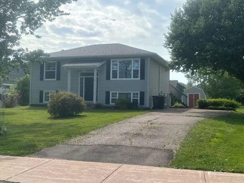 Central PEI location minutes to golf and beaches. Hotels in Cornwall