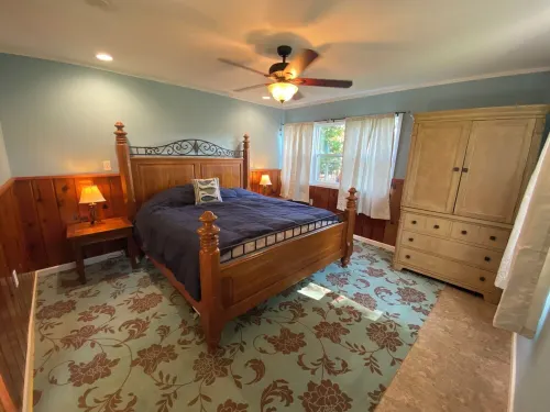 Pet friendly Sandy Beach Access Oasis.